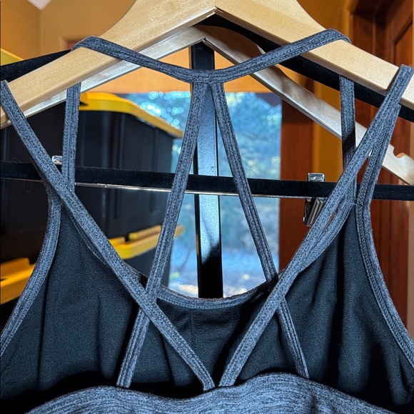 NWOT GAIAM WOMEN'S LANA BRA TANK GRAY SIZE SMALL - Picture 11 of 11